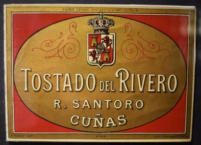 Etiqueta de vino tostado del Ribeiro